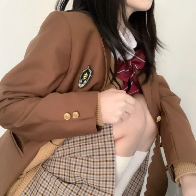 蓝色长袍